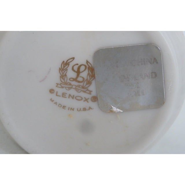Lenox China Pair of 2 Ivory Porcelain Woodland Vases Acanthus Leaf Pattern 4929b For Sale - Image 12 of 15