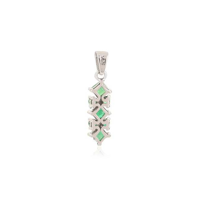 Metal Classic Sqaure & Round Cut Emerald in Prong Set Silver Tiny Pendant For Sale - Image 7 of 13
