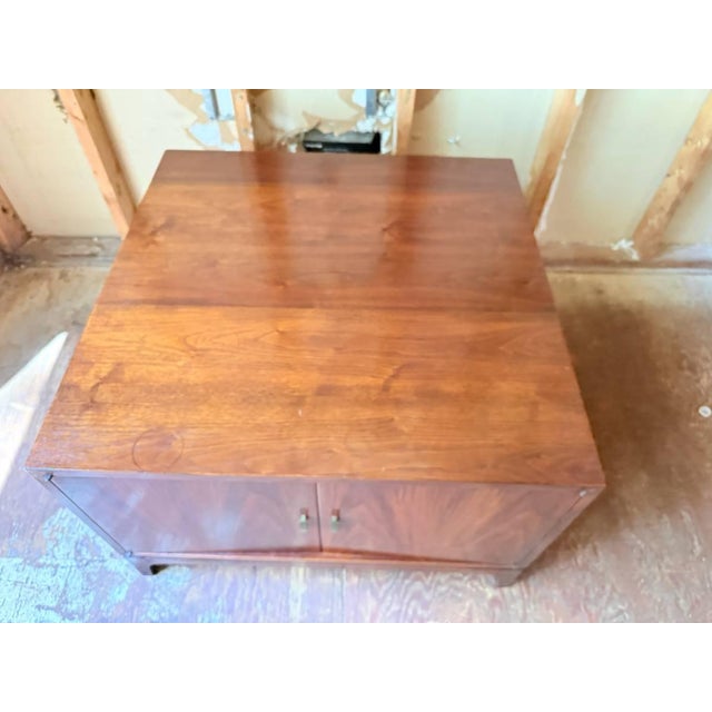 Mid-Century Modern Mid Century Modern Walnut Nightstand Bed Side Cabinet For Sale - Image 3 of 17