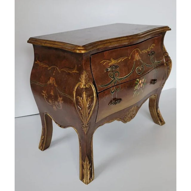 French 1970's French Louis XV Petite Bombe Jewelry or Accent Box For Sale - Image 3 of 7