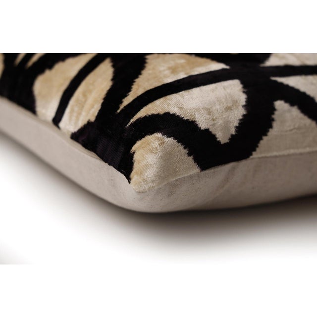 Mid-Century Modern The Artisan Geometric Silk Velvet Pillow - Beige Bronze & Gold 20x20 In For Sale - Image 3 of 8