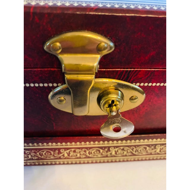 Mid 20th Century Vintage Mele Jewelry Chest With Original Key and Tag For Sale - Image 5 of 13