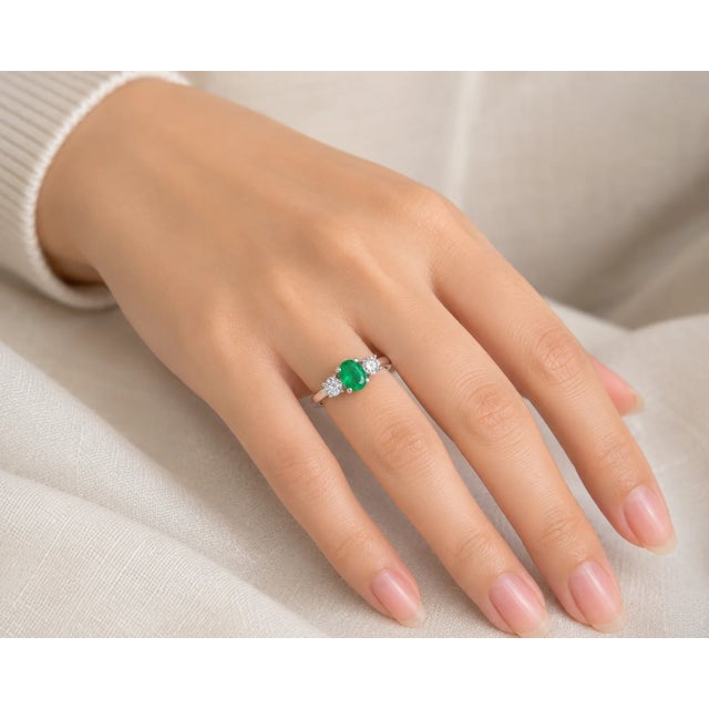 Traditional 14K White Gold Emerald Diamond 3 Stone Ring Band For Sale - Image 3 of 3