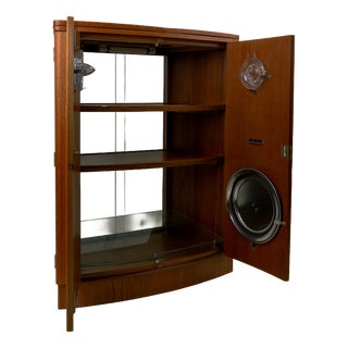 Mid-Century English Teak Bar Cabinet with Interior Lighting, Mirrored Back and Accessories, 1960s For Sale