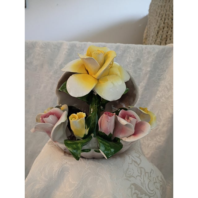 Vintage Mid-20th Century Italian Capodimonte Porcelain Pink & Yellow Roses Clam Shell Centerpiece Figurine For Sale In Tampa - Image 6 of 8