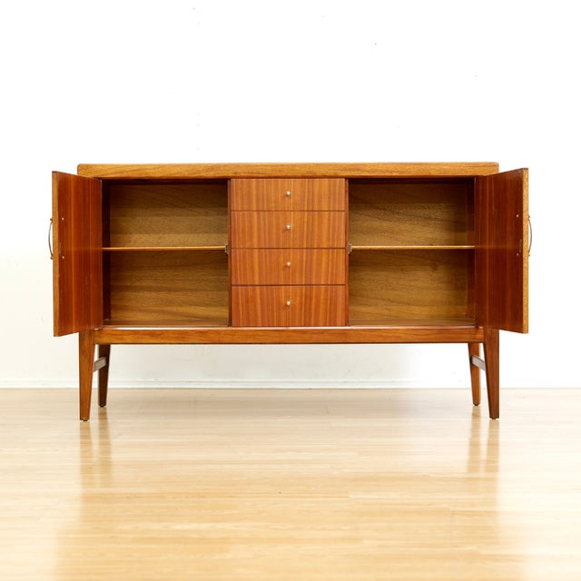 1960s Mid Century Compact Buffet Credenza For Sale - Image 4 of 10