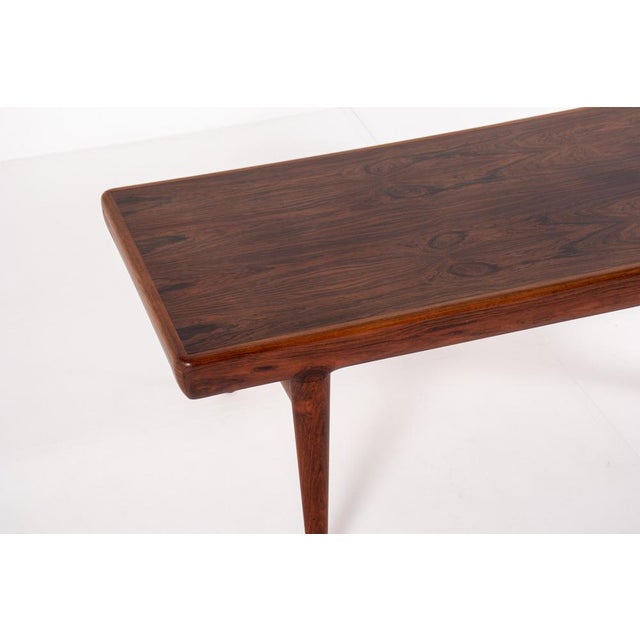 Brown Vintage Rosewood Coffee Table by Johannes Andersen for CFC Silkeborg, 1960s For Sale - Image 8 of 18