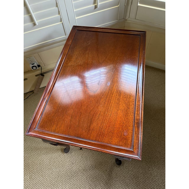 Late 20th Century Vintage Mahogany Shell Carved Queen Anne Style Tea Table Attributed to Hickory Chair For Sale - Image 5 of 15