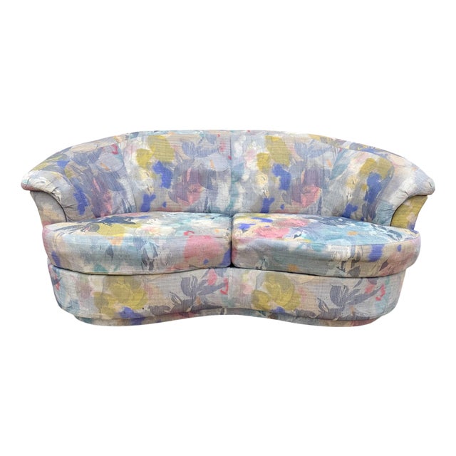 1990 Postmodern Kagan Style Biomorphic Kidney Bean Shaped Curved Platform Carson’s Loveseat Sofa For Sale