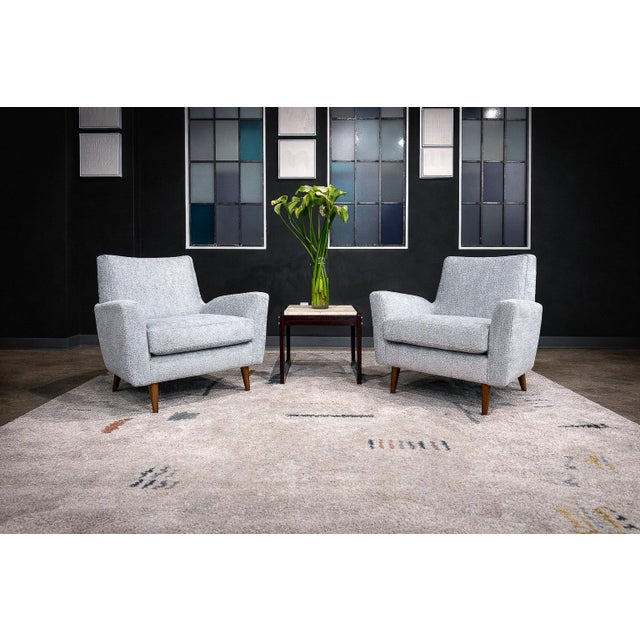 Attributed to Giuseppe Scapinelli (1911–1974), this pair of armchairs exemplifies the designer’s refined approach to...