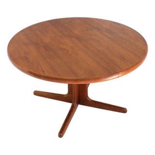 Vintage Danish Round Extendable Dining Table in Teak, 1960s For Sale