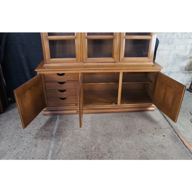 1970s Century Furniture Italian Provincial Walnut China Cabinet Breakfront Cupboard For Sale - Image 10 of 15