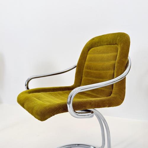 Mid-Century Modern Italian Round Smoked Glass Table and Cantilever Chairs by Gastone Rinaldi, 1970s, Set of 7 For Sale - Image 17 of 18