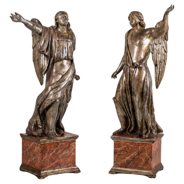 Louis XIV Angel Sculptures, Late 17th Century, Set of 2 For Sale