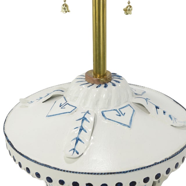 Metal A Pair of Vintage 1980s Hand-Painted Blue and White Toleware Table Lamps - For Sale - Image 7 of 12