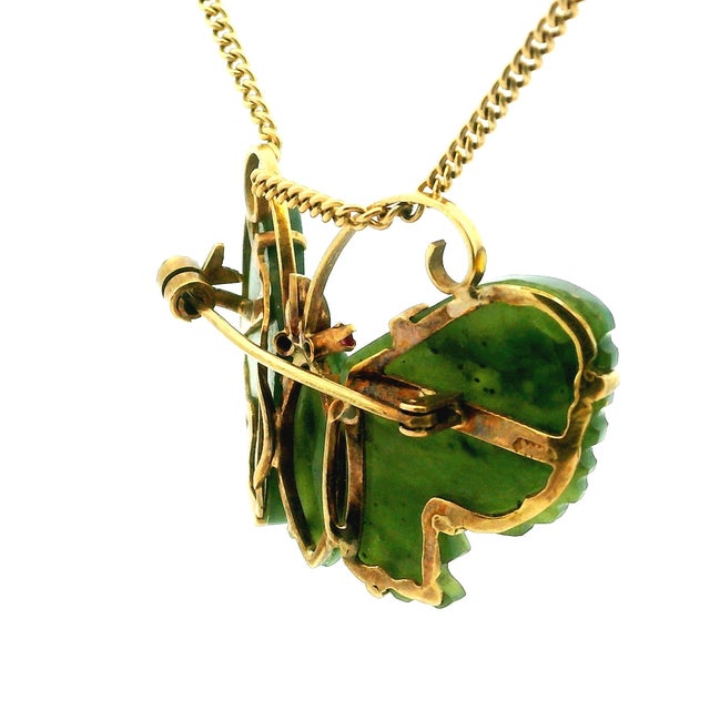 Vintage Carved Jade Butterfly Brooches in 14k Gold With Ruby Accents – Pair For Sale - Image 4 of 14