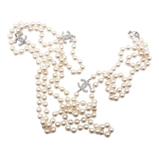 Chanel Classic Silver CC 72″ Super Long Faux Pearl Necklace For Sale