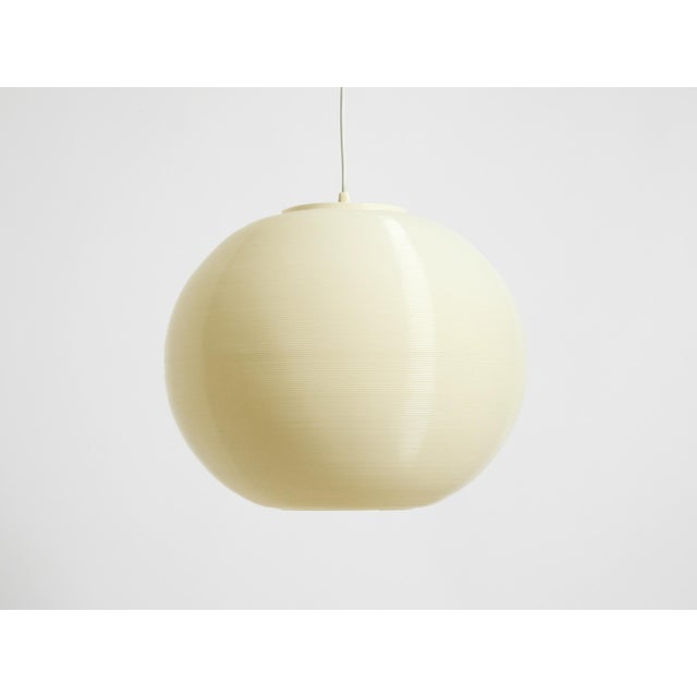 Beautiful large original 1960s beige heifetz rotaflex pendant lamp. excellent glare-free light for any living space....