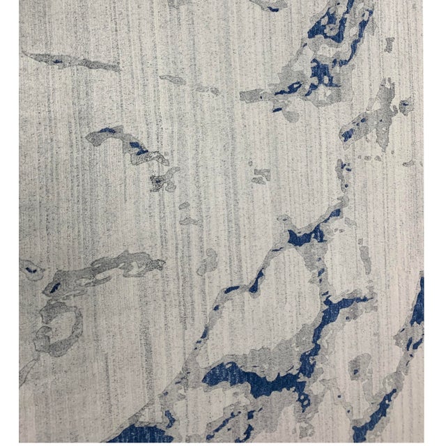 Contemporary abstract Viscose rug. This is a brand new hand knotted contemporary rug made from viscose and has the silky...