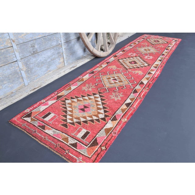 Vintage Turkish Oushak Handmade Wool Cotton Pink Runner Rug For Sale - Image 4 of 10