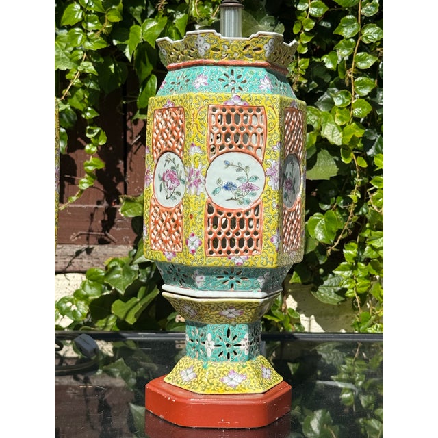 1910s 1910s Pair of Chinese Carriage Lamps For Sale - Image 5 of 5
