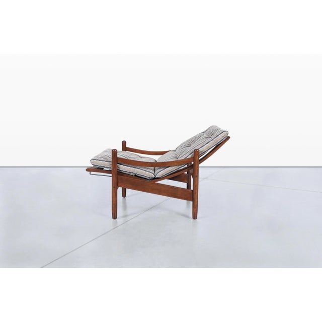 Mid-Century Modern Sculptural Walnut Reclining High-Back Lounge Chairs, 1960s For Sale - Image 9 of 12