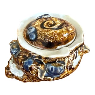 Antique Japanese Hirado Porcelain Shell-Form Kogo For Sale