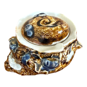 Antique Japanese Hirado Porcelain Shell-Form Kogo