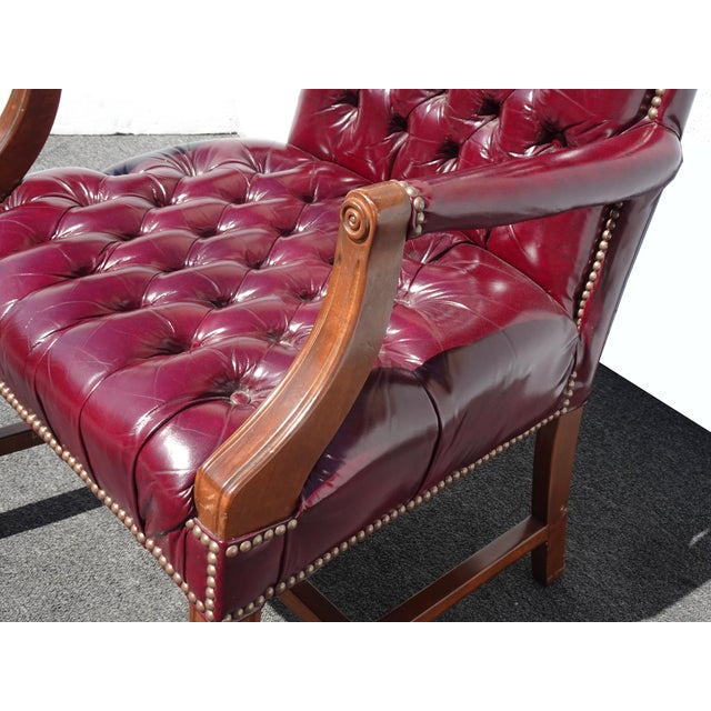Vintage Georgian Styl Burgundy Leather Gainsborough Armchair Tufted Chesterfield For Sale - Image 12 of 16
