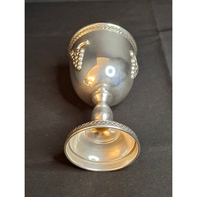 1990s Vintage Israeli Sterling Silver Kiddush Cup Grape Cluster Goblet Gold Wash 114g For Sale - Image 5 of 15