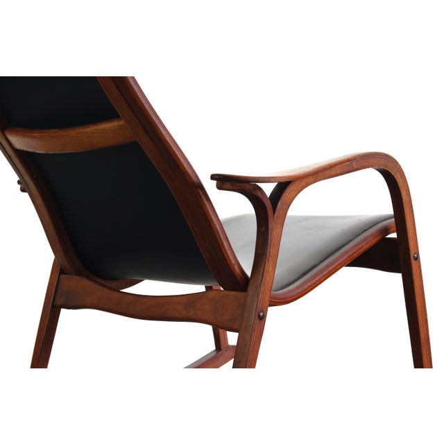 1960s Lamino Chair in Original Black Vinyl Upholstery by Yngve Ekström for Swedese, Sweden For Sale - Image 5 of 8