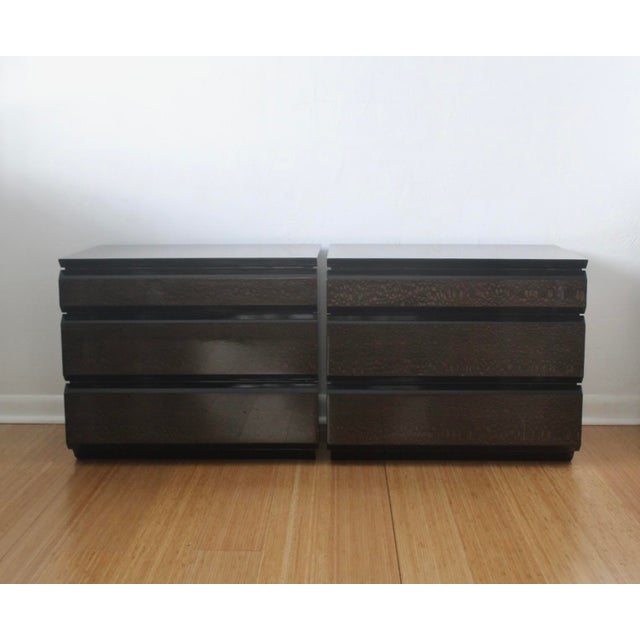 1990s Vintage Italian Giorgio Collection Snakewood Black Lacquered Three Drawer Nightstands Side Tables -a Pair For Sale - Image 18 of 18
