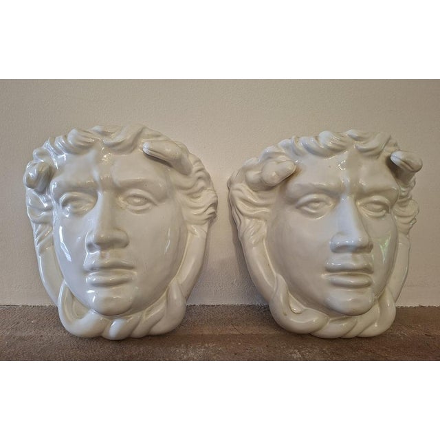 White Glazed Ceramic Wall Planters, 1950s, Set of 2 For Sale - Image 6 of 7