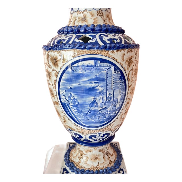 1980s Beautiful huge Maitland Smith blue and white scenic urn with lid and brass acorn finial // sepia flowers // hand-painted // Made in Thailand For Sale