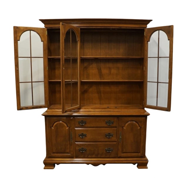 Ethan Allen Ethan Allen Heirloom Nutmeg Maple Colonial Early American 56" Buffet W. Lighted Display China Cabinet 10-6067 / 10-6069 For Sale - Image 4 of 12