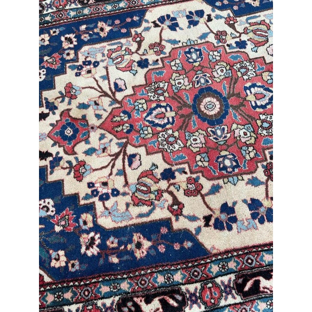 Vintage Najaf Abad Rug, 1970s For Sale - Image 4 of 15