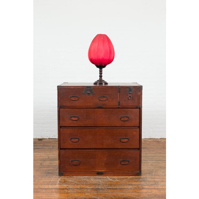 Japanese Taishō Period Early 20th Century Tansu Chest With Five Drawers For Sale In New York - Image 6 of 11