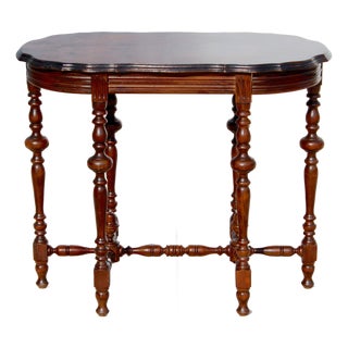 Elegant Early 20th Century Victorian-Style Flame Mahogany Library Table For Sale