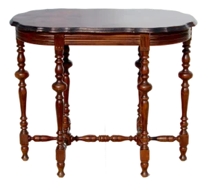 Elegant Early 20th Century Victorian-Style Flame Mahogany Library Table