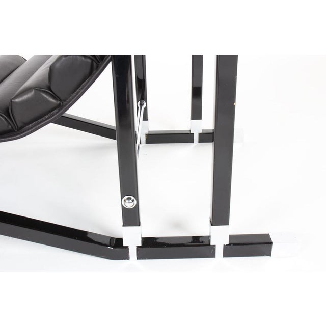 Metal Transat Lounge Chair in Black Leather by Eileen Gray for Ecart International, 1980s For Sale - Image 7 of 12