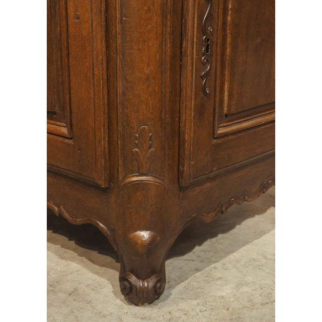 Rare 18th Century French Oak Offertory Center Cabinet From Charente-Maritime For Sale - Image 13 of 18