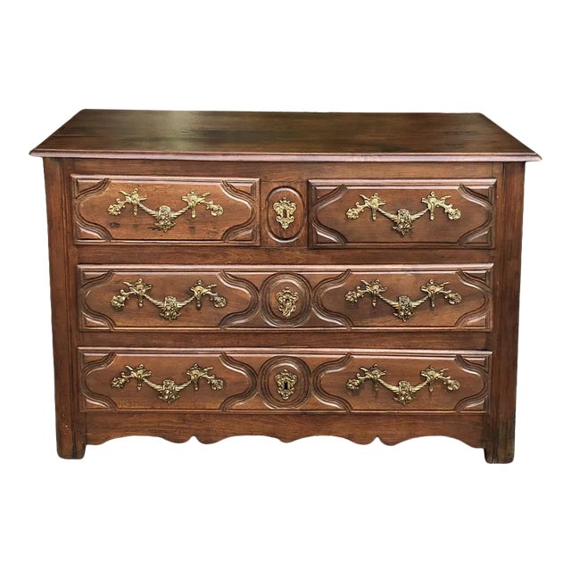 Early 19th Century French Louis XIV Walnut Commode For Sale