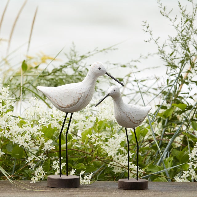 White Carved Wood Sea Bird with Metal Stand (Set of 2) For Sale - Image 8 of 9