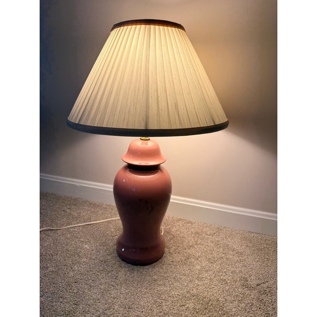 Mid-Century Modern Vintage Mid-20th Century Bubble Gum Pink Ginger Jar Table Lamp For Sale - Image 3 of 12