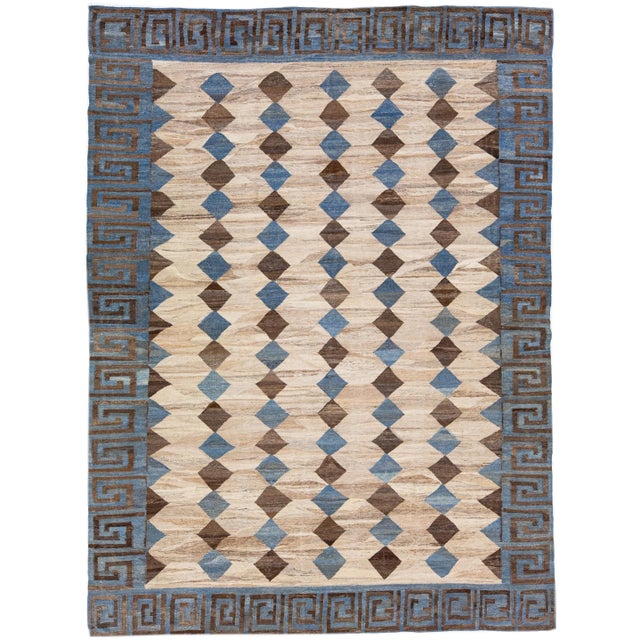 Textile 2020s Flatweave Deco Style Kilim Wool Rug With Beige Modern Geometric Design For Sale - Image 7 of 7