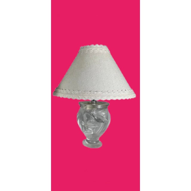 Transparent Lalique French Art Deco Frosted Lead Crystal Lamp Sign. For Sale - Image 8 of 10