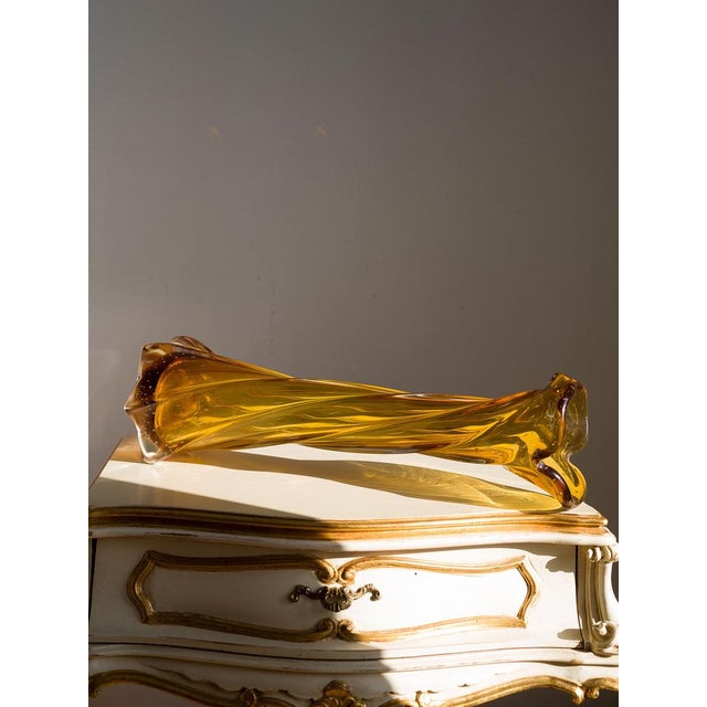 Vintage Amber Murano Glass Vase with Twisted Workmanship and Bullicante Glass, 1960s For Sale - Image 4 of 11