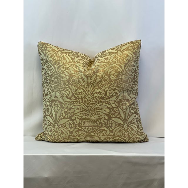 2020s Mariano Fortuny “Campanelle” 22” Feather/Down Pillows- A Pair For Sale - Image 5 of 5