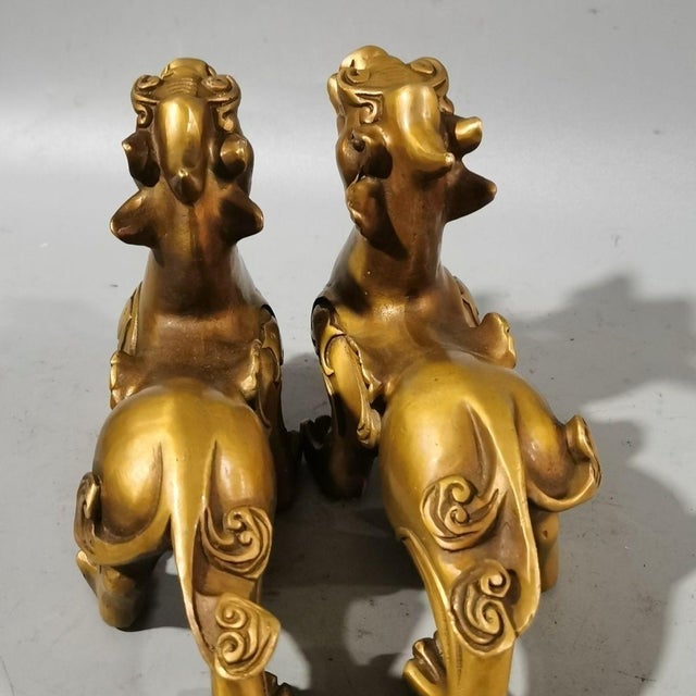 Pair of Vintage Brass Chinese Guardian Lions / Pixiu Statues For Sale In Los Angeles - Image 6 of 9