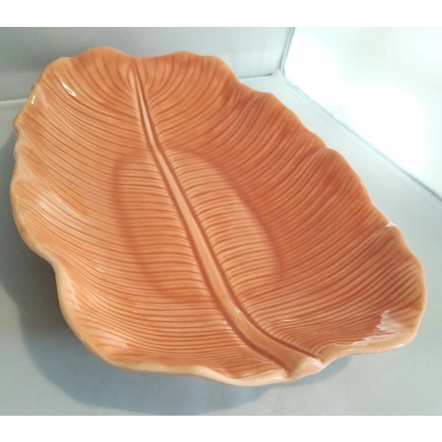 Metlock Pottery Vintage Metlox Poppytrail Lotus Banana Leaf Platter For Sale - Image 4 of 4